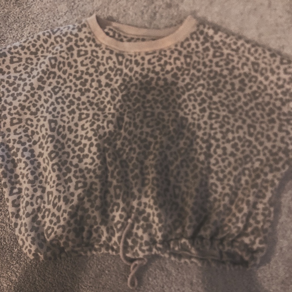 American Eagle cheetah shirt